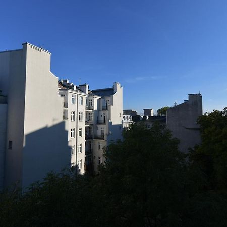 Wilcza 3 - Apartament Dla 4 Osob - 260M Do Ambasady Usa - Duzy Balkon Od Strony Dziedzinca - Wifi - Good Apartments Varsovia Exterior foto